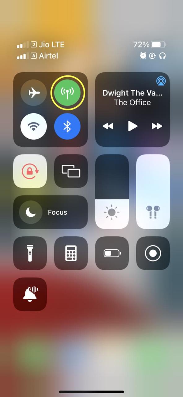 Ícono de celular en el Centro de control de iPhone
