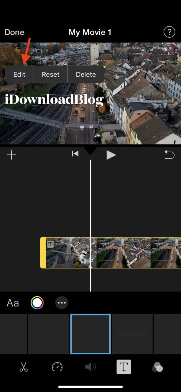 Cambiar el texto del título en iMovie en iPhone