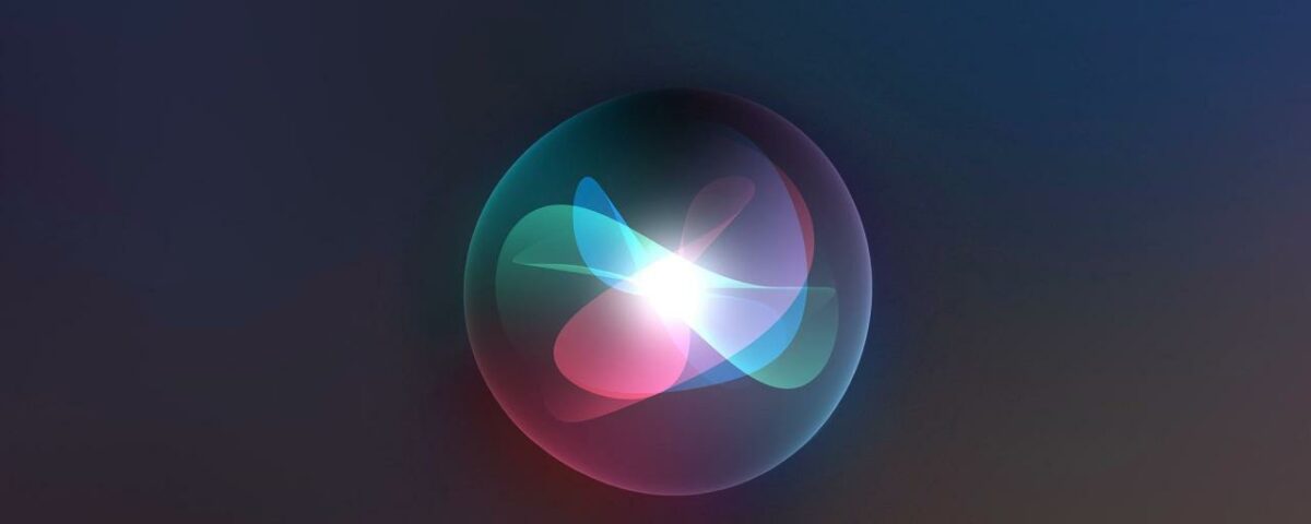 Una imagen destacada que muestra un orbe de Siri contra un fondo degradado oscuro