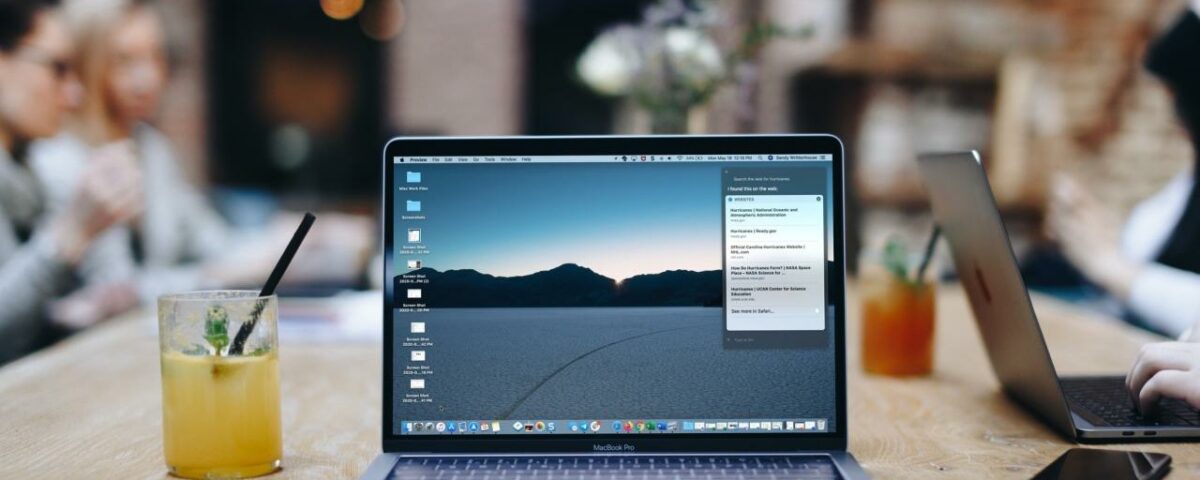 Use Siri para buscar en la Web en Mac