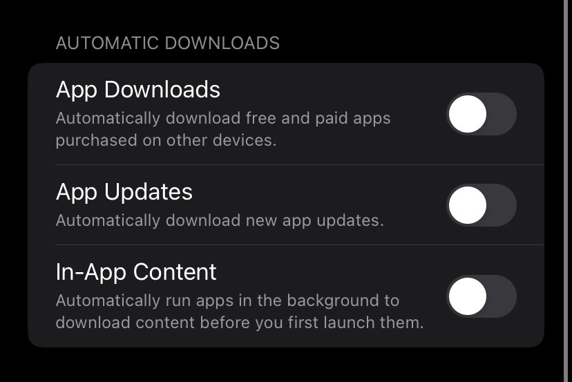 El nuevo cambio de contenido en la aplicación en la configuración de la tienda de aplicaciones en iOS 17.1